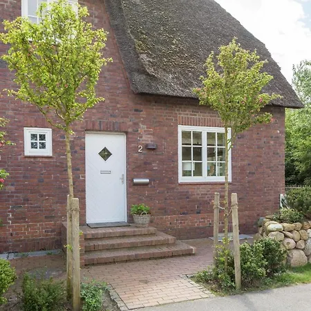 Holiday home Dock 6 *