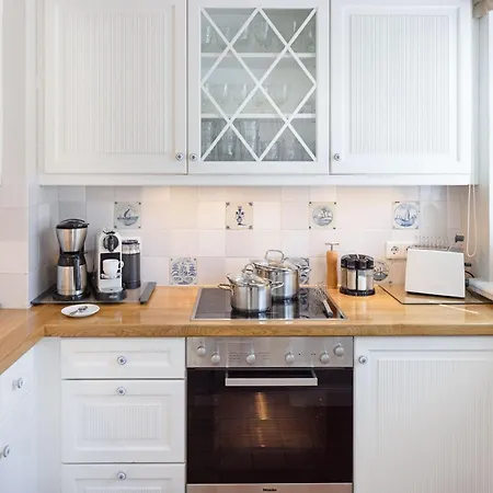 Dock 6 Casa de Férias List