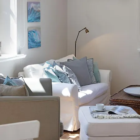 Dock 6 Holiday home List