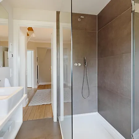 Dock 6 Casa de Férias