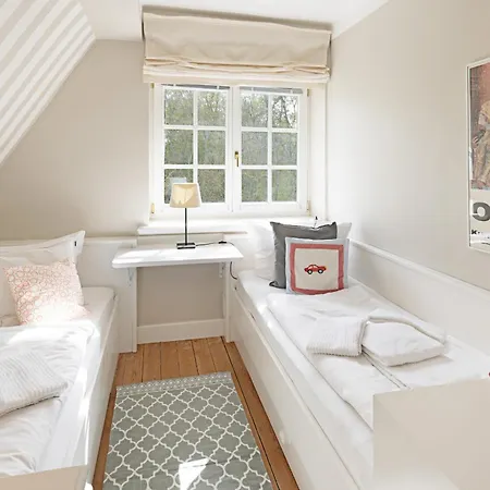 Dock 6 Casa de Férias List