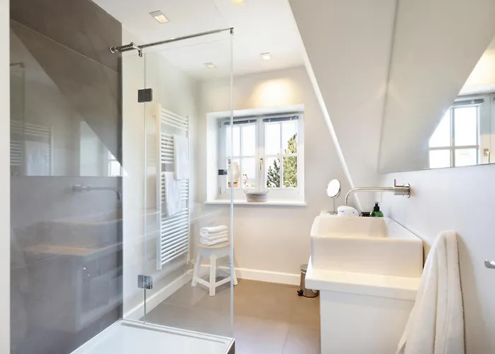 Dock 6 * List auf Sylt